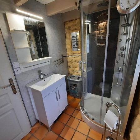 Aux Portes Du Chateau Cottage Intimiste Et Cosy A L'Abri Des Regards Propice A La Detente Rinxent 외부 사진